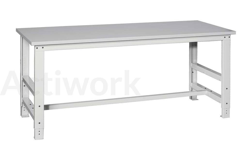 ETABLI BASIC FIXE AVEC TRAVERSE REPOSE-PIED 1500 X 800 MM